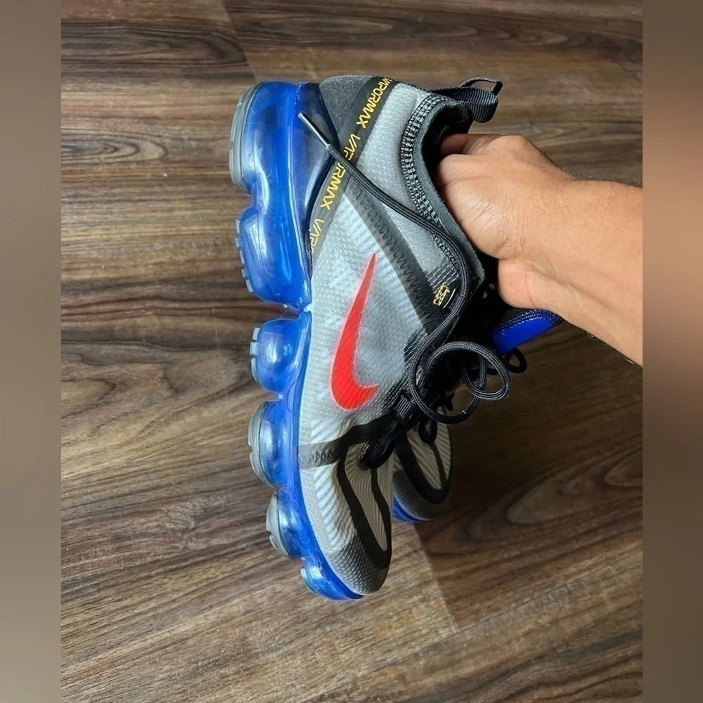 NIKE AIR VAPORMAX GS SIZE 8 Black/blue AQ2465-016 - Picture 4 of 11